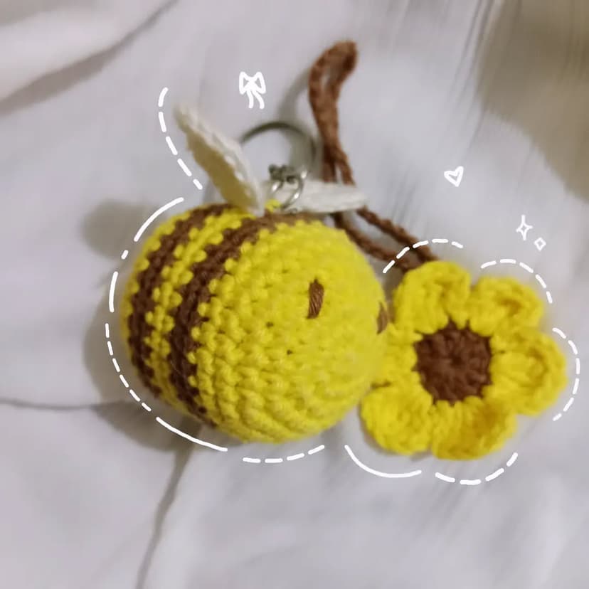 Bee Keychain